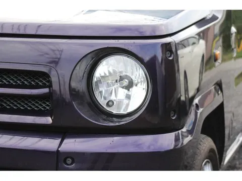 Daihatsu Naked