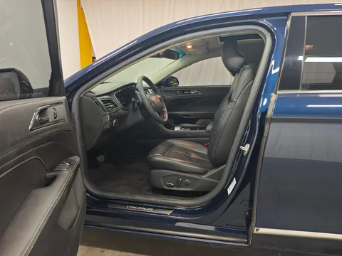 Ford Taurus