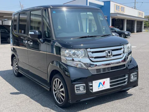 Honda N-BOX Custom