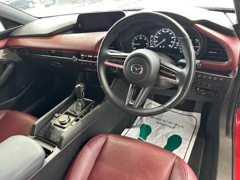 Mazda MAZDA3 Fastback