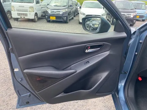 Mazda Mazda2 (Demio)