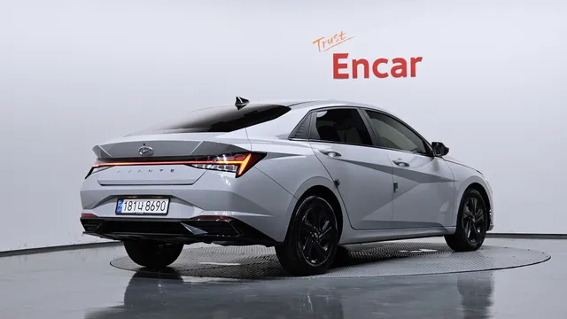 Hyundai Elantra (Avante)