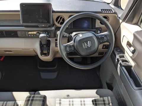 Honda N-BOX Joy