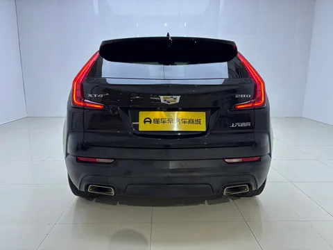 Cadillac XT4