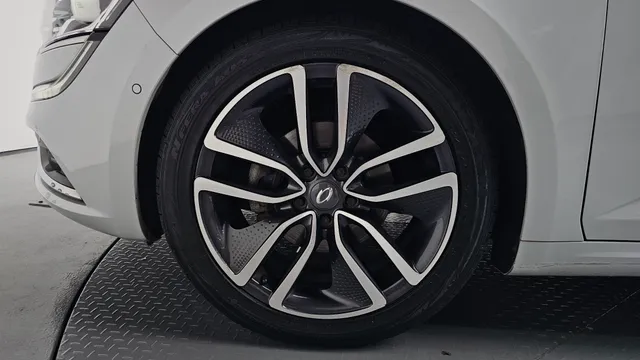 Renault Talisman (SM6)