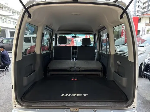 Daihatsu Hijet Cargo