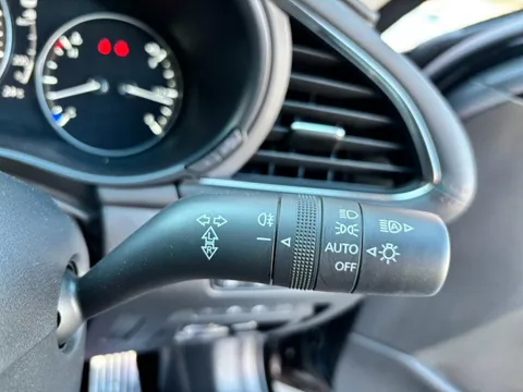 Mazda MAZDA3 Sedan