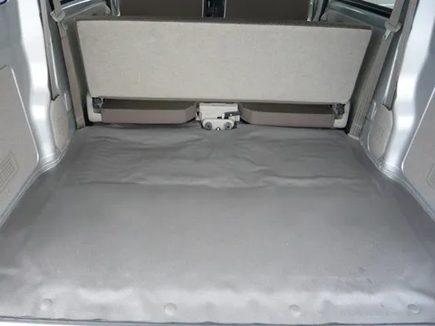 Mitsubishi Minicab Van