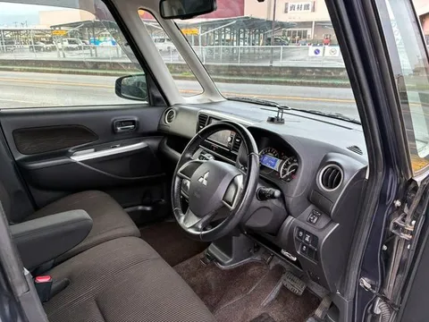 Mitsubishi eK Space Custom