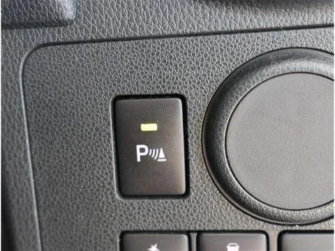 Daihatsu Mira Tocot