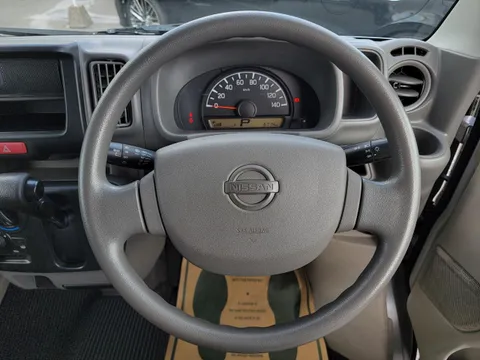 Nissan Clipper