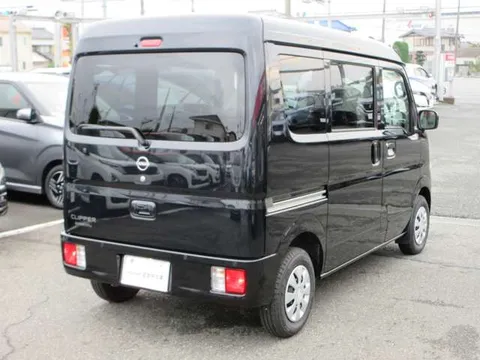 Nissan Clipper