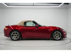 Mazda MX-5 (Roadster)