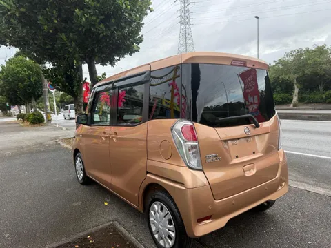 Nissan Dayz Roox