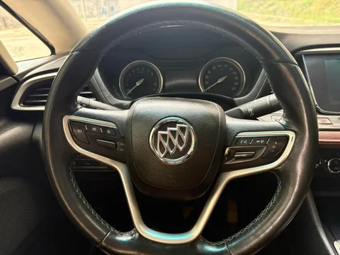 Buick GL6
