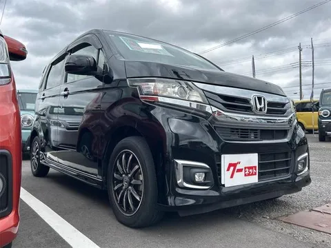 Honda N-WGN Custom