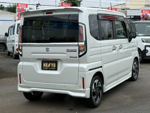 Suzuki Spacia Custom