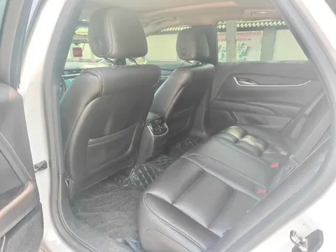 Cadillac XTS