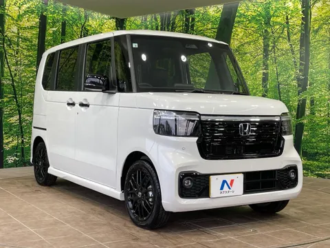 Honda N-BOX Custom
