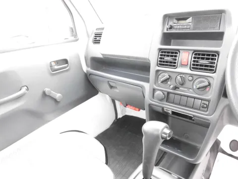 Nissan Clipper Truck