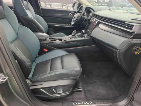 Lynk & Co 05