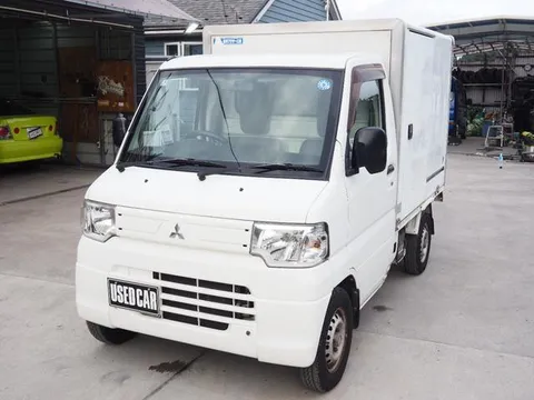 Mitsubishi Minicab Truck