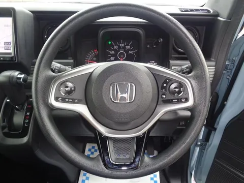 Honda N-VAN Plus Style