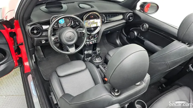 MINI Cooper Convertible