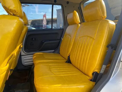 Daihatsu Naked