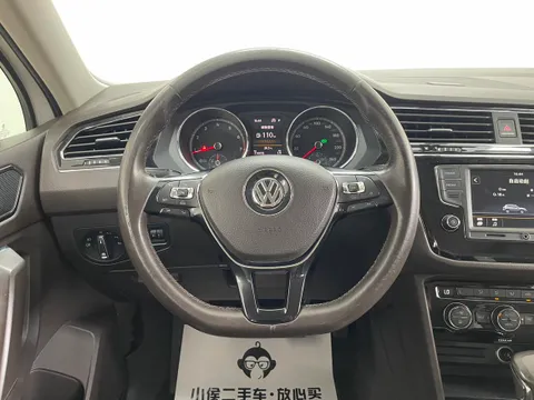 Volkswagen Tiguan L