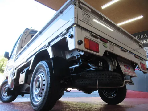 Nissan Clipper Truck