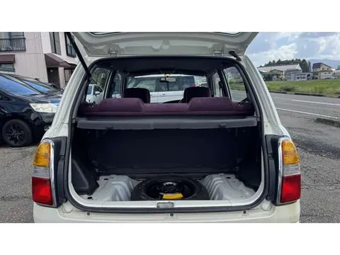 Daihatsu Mira Gino