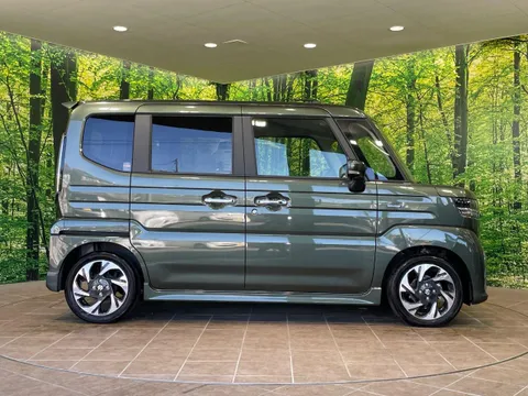 Suzuki Spacia Custom