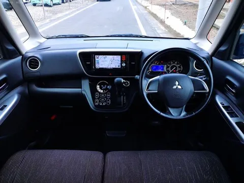 Mitsubishi eK Space Custom