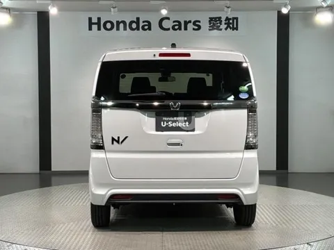 Honda N-BOX Slash