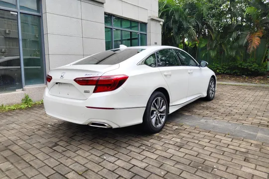 Honda Inspire