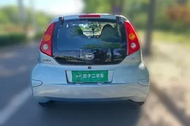 BYD F0