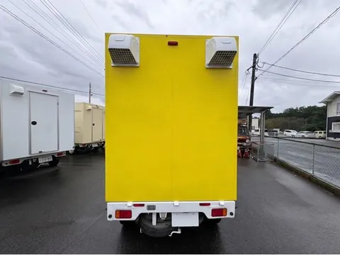 Nissan Clipper Truck