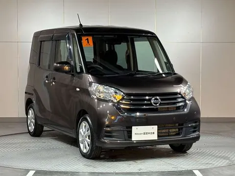 Nissan Dayz Roox