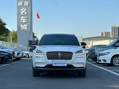 Lincoln Corsair