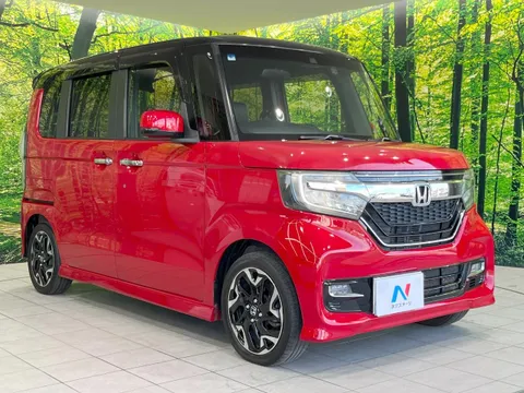 Honda N-BOX Custom