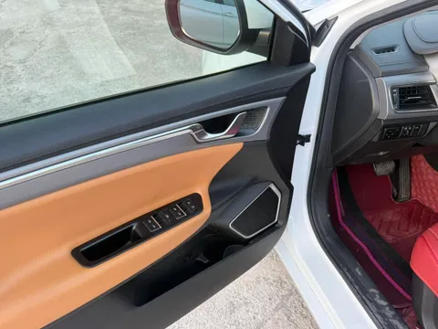 Geely Emgrand GL