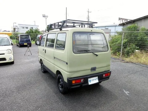Mitsubishi Minicab Van