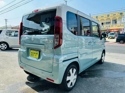 Suzuki Spacia