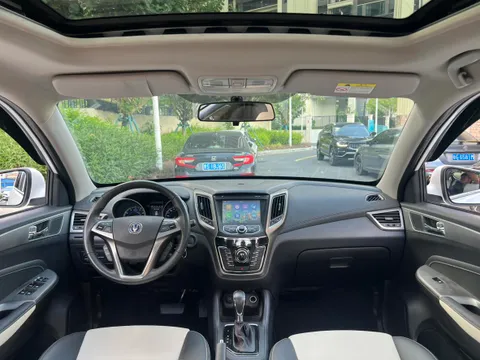 Changan CS35