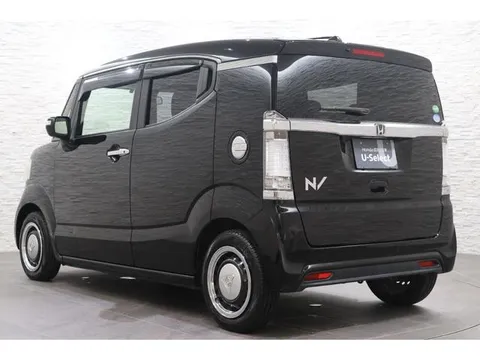Honda N-BOX Slash