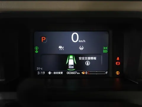 Honda N-BOX Joy