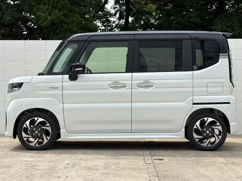 Suzuki Spacia Custom