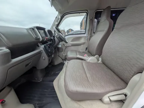 Nissan Clipper