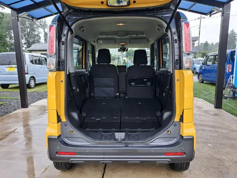Suzuki Spacia Gear